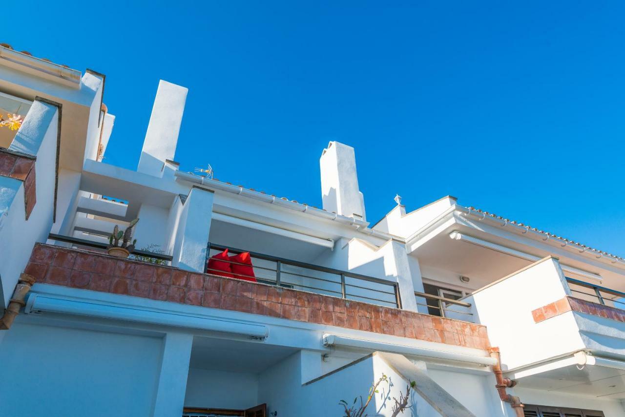 Chung cư 53 m² 2 phòng ngủ, 2 phòng tắm riêng ở Alcudia Alcanada Ngoại thất bức ảnh