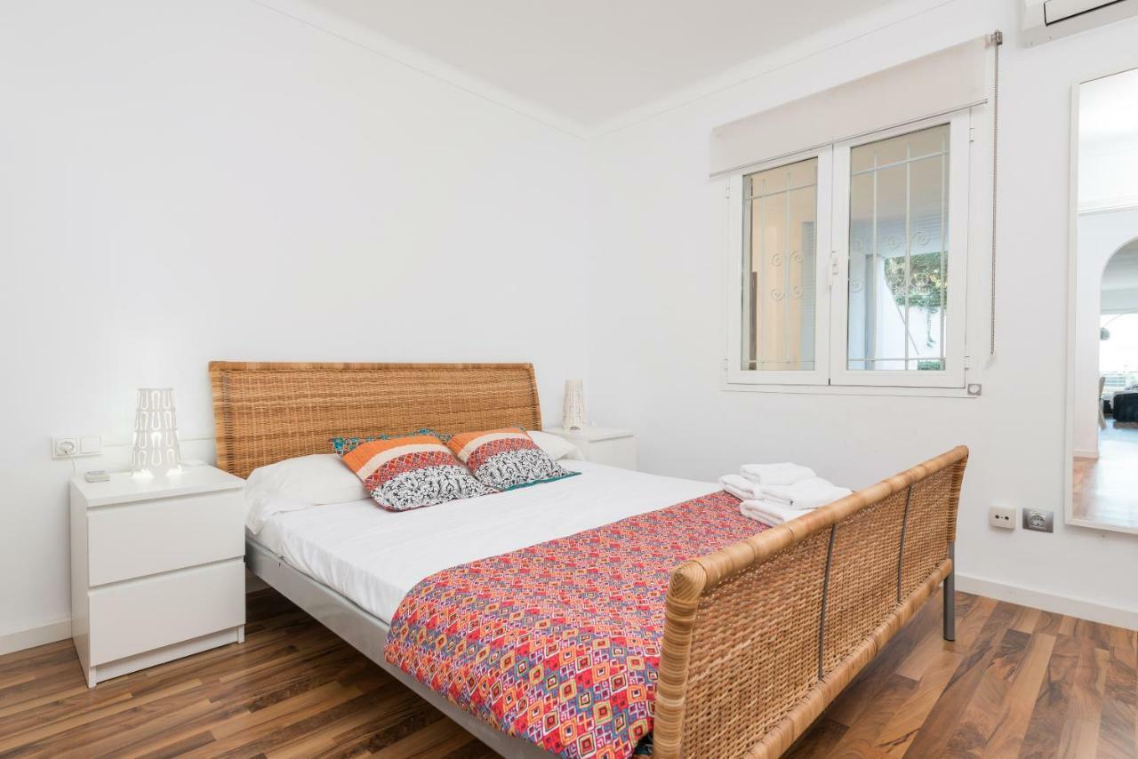 Chung cư 53 m² 2 phòng ngủ, 2 phòng tắm riêng ở Alcudia Alcanada Ngoại thất bức ảnh